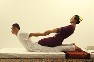 masaje-thai-yoga